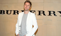 設計師也是從助理慢慢往上爬的！翻開時尚圈名人的履歷表 設計師、時尚圈、助理、造型師、聖羅蘭