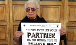 千萬別告訴戀人密碼！阿媽的超中肯網路使用建議 戀人、密碼、社群、網站、網路、數位、阿媽、中肯、奶奶、婦人、老人、老婦、使用、建議、西班牙、馬德里、藝術家、總監、創意、幽默、計畫、企劃、Chacho Puebla、藝術