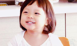 萌力全開的超可愛吃貨！愛上秋小愛的5個理由    秋小愛、韓國、萌、童星、吃貨