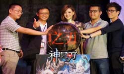 [新聞稿]化身鎧甲戰士擊退惡勢力 安心亞魅惑代言 《神之刃》跨時代3D超完美動作手遊  6/26轟動上市 安心亞、神之刃、手機遊戲、宅男女神、鎧甲戰士