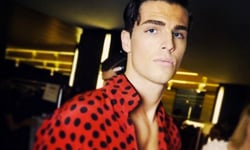 名模搜查線：姐姐快被逼瘋了！2015倫敦男裝週裡的帥氣臉蛋 男模、時尚、名模搜查線、倫敦、秀場