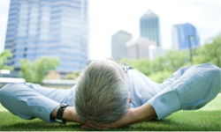 年紀輕輕就白髮三千？白頭髮部位反映的身體狀況 ibeauty、壓力、飲食、頭髮、原因