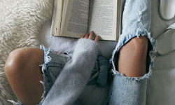 穿破褲會被「好兄弟」以為是同類？農曆七月不犯禁忌又時尚的穿衣法 鬼月、假鬼假怪、七月、農曆七月、傳統