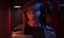 妞快報：想當接班人？整形成小賈斯汀的粉絲錄音室獻聲！ 妞快報、小賈斯汀、整形、Toby Sheldon、Botched