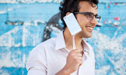 還是帶把的好！自拍不求人的長柄手機殼募資中 自拍、自拍器、不求人、長柄、飯匙