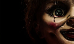 《安娜貝爾》回來了！厲陰宅前傳前導預告與海報釋出 厲陰宅、安娜貝爾、華倫夫婦