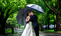 雨天結婚更唯美浪漫？大喜之日遇上下雨的貼心叮嚀 雨天、結婚、唯美、浪漫、大喜之日、下雨、貼心、叮嚀、攝影師、婚禮、宴客、新娘秘書、新娘、新郎