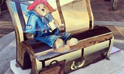 來倫敦除了看大笨鐘還能幹嘛？期間限定的書本彩繪長椅 Book about Town、BookBench、National Literacy Trust、Wild in Art、藝術