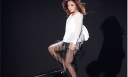 [新聞稿] 徐佳瑩最深的叛逆	〈高空彈跳〉超忐忑 超越《極限》越飛越美	徐佳瑩駕輕就熟飛變「仙女」 徐佳瑩、高空彈跳