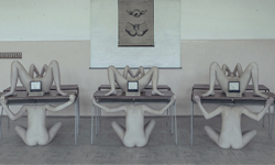 人體、屍體疊疊樂？詭異又陰森的對稱攝影 Evelyn Bencicova、人體、屍體、Ecce Homo、攝影、辦公室、對稱