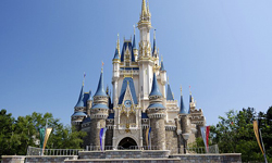 情侶一起去就會分手？十個你所不知道的東京迪士尼傳說 東京、迪士尼、迪士尼樂園、傳說、靈異、謠言、地底隧道、意外、小朋友、設施、情侶、分手、天長地久