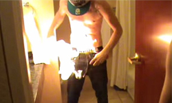 你以為這樣就能當賽亞人嗎？美國青少年瘋自焚、火鳥變燒傷 瘋狂、青少年、模仿、火、自焚、傷腦筋、同儕影響、灼傷