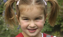 先生你是聽不懂「不要吃花生」嗎？乘客硬吃花生導致女童飛航途中過敏暈厥 西班牙、飛行、意外、堅果、過敏