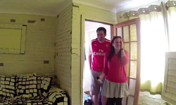 史上最陽春的壁貼　新婚房慘遭惡搞貼滿便利貼 蜜月、傻眼、惡作劇、朋友、便利貼