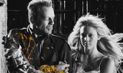 8月26日 電視看甚麼：9年前布魯斯威利在《萬惡城市》是... 電視、節目表、電視節目表、電影、HBO、2014