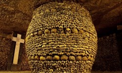 浪漫花都的地下暗藏千年人骨？令人窒息的巴黎地下墓穴 Catacombes de Paris、L’origine des Catacombes de Paris、巴黎、地下墓穴、巴黎萬人塚