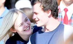 妞快報：早就死會了！？艾兒芬妮牽男友公園曬太陽 艾兒芬妮、妞快報、戀情