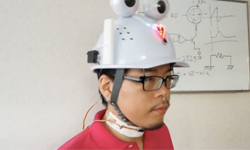 沒人可以阻止日本宅男！男子開發不說話也能告白的安全帽 NICONICO、Negipoyoshi、初音、Heartcap、Oculus Rift DK2