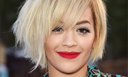 她真的不是黑人？！5點認識「英版蕾哈娜」Rita Ora 英國、女星、歌手、性感、音樂