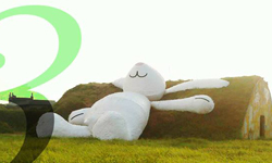 文青就是腳勤：一起去朝聖月兔！黃色小鴨之父的最新地景裝置 展覽、表演、藝文活動、活動、假日