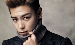 妞快報：終於不用再放大截圖！T.O.P為新戲裸上身側拍流出 妞快報、T.O.P、裸露、腹肌、是真的