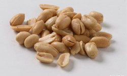 想擁有美胸絕不能錯過！女人非吃不可的9大類食物 VOGUE、胸型、完美、減肥、食材