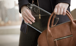 完全不佔包包空間！超薄文件式水壺有品味又環保 memobottle、水壺、環保、美國、澳洲