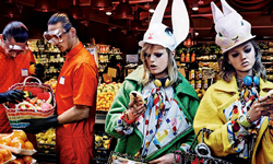 買個罐頭也要定格耍帥？眾超模衣著華麗搖擺逛超市 Catherine Loewe、Hanne Gaby Odiele、Lindsey Wixson、超市、時尚、混搭、華麗、日本、名模