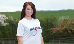 服役竟毀容半身殘　英女進廠維修成辣媽 女兵、傷殘、重生、整容、義肢