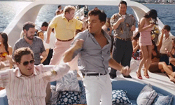 Work Hard,Party Harder！從影劇看7種國外派對方式 睡衣派對、派對、Party、趴踢、泳池派對