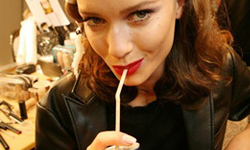 不要剝奪妳的人生！照樣吃喝也能瘦下來的6關鍵 VOGUE、減肥