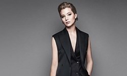 妞快報：「女強人就是知道自己要什麼！」小珍妮佛形象廣告自信滿點 妞快報、珍妮佛勞倫斯、小珍妮佛、廣告