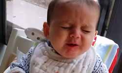 當寶寶第一次吃到……超爆笑的初體驗驚恐瞬間    初體驗、寶寶、小孩、兒童、逗趣、第一次、初次、爆笑、可愛、萌