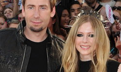 妞快報：歡慶結婚週年甜蜜攏系假？艾薇兒準備二度離婚  妞快報、五分錢、主唱、艾薇兒、離婚