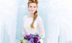 把自己當成艾莎就對了！冰雪奇緣主題婚禮這樣辦 冰雪奇緣、結婚蛋糕、佈置、裝飾、婚紗