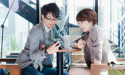 油條和讚美只有一線之隔！3招教你如何稱讚女生 GQ、氣質妹、性感女神、文青氣息、私話題