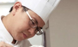 [新聞稿] ELLE LIFE SCHOOL  屬於台灣口味的巧克力 ELLE、巧克力、甜點、拉糖、香格里拉台南遠東飯店