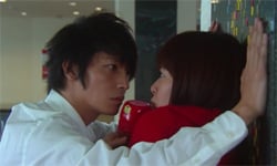 快把我壓到牆壁上！讓人癱軟的偶像劇「壁咚」合輯 壁咚、壁ドン、浪漫、偶像劇、帥氣