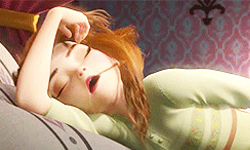 一天的驚喜就從早晨開始！由陌生人叫你起床的鬧鐘App《iWaker》 早晨、APP、iWaker、鬧鐘、iPhone