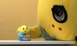 玩遊戲玩到惱羞？船梨精試玩自己商品的爆笑反應       船梨精、周邊商品、玩具、搞笑、kuso