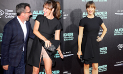 妞快報：女星紅毯阿嬤束褲探出頭 電影首映「衰到家」 妞快報、珍妮佛嘉娜、肉色束褲、亞歷山大衰到家