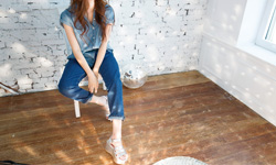 今年丹寧怎麼穿？3大流行風格讓模特兒搭給妳看！ 愛女生、丹寧、時髦、街頭、優雅、女孩