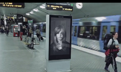 這不是在宣傳洗髮產品！地鐵中最令人震撼的互動廣告 互動廣告、地鐵、Apotek Hjärtat、瑞典、癌症