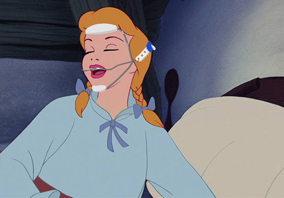 貝兒也會有牙齒卡菜渣的時候？戴牙套的痛苦迪士尼公主們都懂啊！ 迪士尼、公主、惡搞、小美人魚、阿拉丁、美女與野獸、花木蘭、風中奇緣、公主與青蛙、冰雪奇緣、仙履奇緣、灰姑娘、仙杜瑞拉、愛麗兒、茉莉、貝兒、寶嘉康蒂、蒂安娜、艾莎、、Ariel、Jasmine、Belle、Mulan、Pocahontas、Tiana、Elsa、Cinderella、