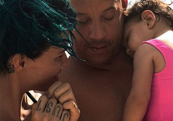 感情好到每天都要抱一起？每天被馮迪索摟在懷裡的女模就是「她」 露比蘿絲、Ruby Rose、馮迪索、Vin Diesel、限制級戰警