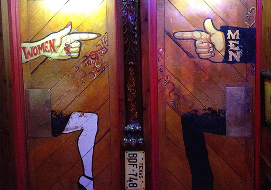 女生永遠是對的所以走右邊？14個有趣的男女廁標誌看你會不會走錯間 廁所、標誌、象徵、兩性、尿急