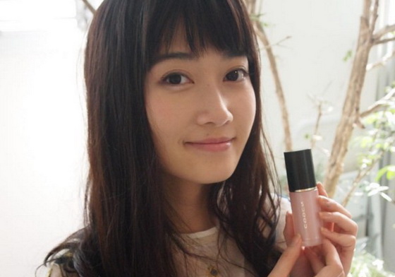 日本女生大推的「神級底妝」台灣也有啦！想換新印象必看的本週美妝重點 美妝週記、SUQQU、Dior、迪奧、CD、戀愛魔鏡、MJ、MAJOLICA MAJORCA、開架彩妝、專櫃彩妝、2016夏妝、2016春夏彩妝、日雜、日本、日系、日本女生、櫻花妹、神級彩妝、點點、圓點、聯名彩妝、限量、限定、NONNO、SEVENTEEN、眼影盤、眼影、腮紅、睫毛膏、底妝、唇膏、唇彩、妝前乳、飾底乳、光澤、粉底、粉底液、頂級、2016新品、美妝品、化妝品、新品、貴婦、高級、精品、波卡圓點