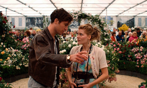 享受被鮮花和愛人圍繞的幸福感！《世界之庭》奔向花園感受自由氣息 鮮花、愛人、圍繞、幸福、世界之庭、花園、自由