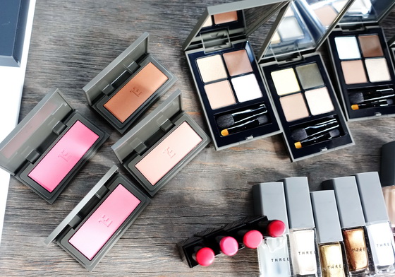 妞直擊：日本詢問度超高的THREE、RMK 2016夏妝終於來啦！ RMK、THREE、日本、日系、試色、實擦、2016新品、2016春妝、2016春夏彩妝、2016夏妝、化妝、腮紅、夏天、夏日、夏季、太陽、藍色、眼影、修容、限量、限定、搶購、美妝迷、腮紅控、唇膏、口紅、防曬、陽光、光澤、彩色睫毛膏、化妝品、美妝品、妞直擊、記者會、新品