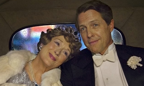 五音不全也能當歌手？梅莉史翠普、休葛蘭《走音天后》同台尬戲飆嗓 歌手、梅莉史翠普、休葛蘭、走音天后、電影